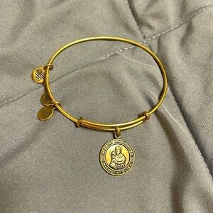 Alex and Ani 2016 Saint Anthony Guide My Way Gold Bangle Bracelet